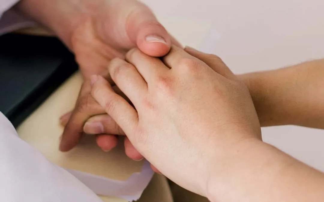 Sugerir terapia a quienes más se quiere.  Cómo traspasar la barrera del “estoy bien”.